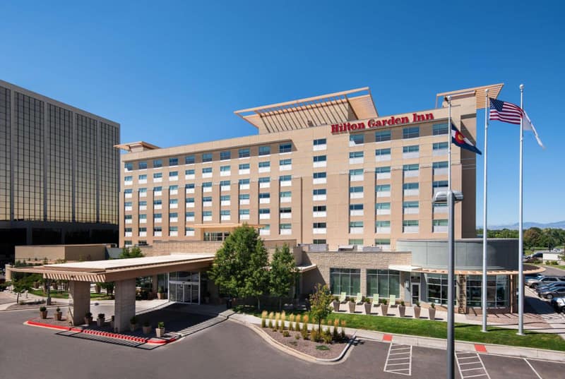 Hilton Garden Inn Denver/Cherry Creek — building