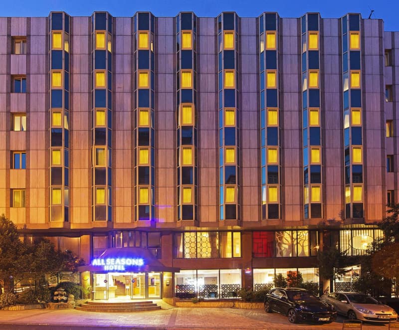 All Seasons Hotel — building