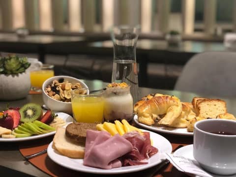 Huinid Obelisco Hotel — photo 6