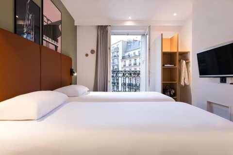 ibis Paris Gare du Nord TGV — hotel room
