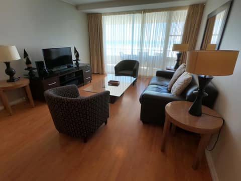 Lagoon Beach Hotel Apartments — hotel room