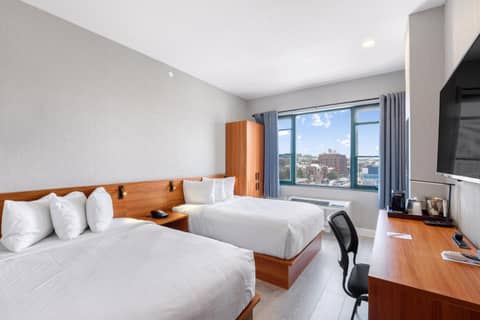 Liberty View Brooklyn Hotel — photo 9