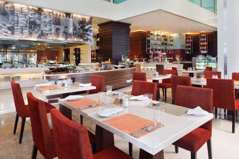 Holiday Inn Mumbai International Airport by IHG — photo 5