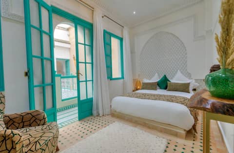 riad paradis blanc — hotel room