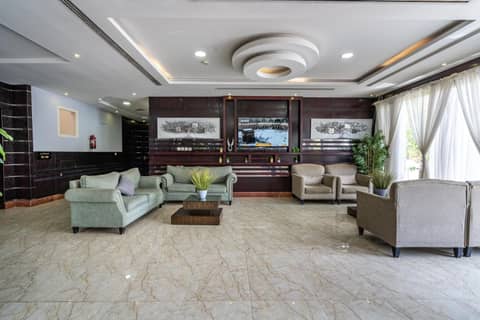 Al Mutaab Suites Al Mounseya — hotel reception