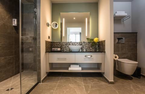 Leonardo Royal Hotel Barcelona Fira — photo 9