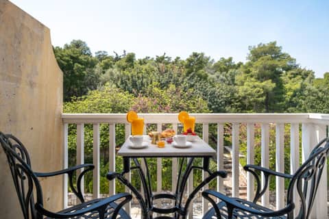 Acropolis View Hotel — balance & terrace