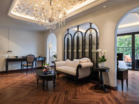 GRAND HOTEL du LAC Hanoi — hotel room