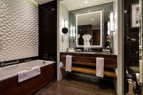 Hilton Istanbul Bomonti — photo 3