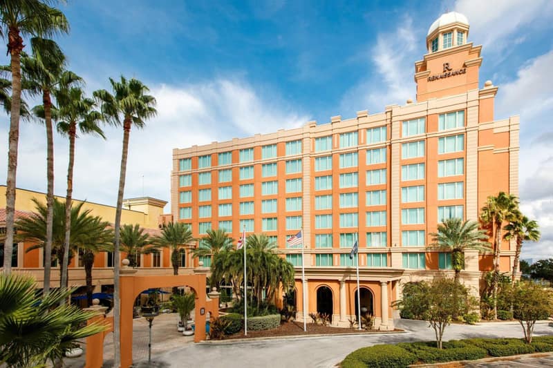 Renaissance Tampa International Plaza Hotel — building