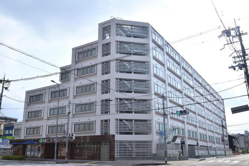 Kyoto Universal Hotel Karasuma — building