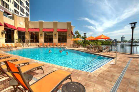 Plaza Suites On International Drive Near Universal Epic — recepcion & lobby