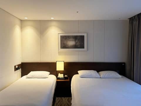 Jeju Central City Hotel — photo 2