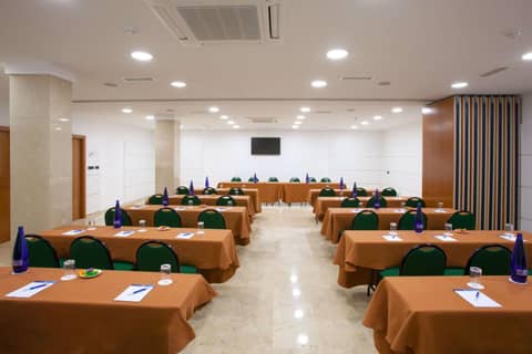 NH San Pedro de Alcántara — photo 5