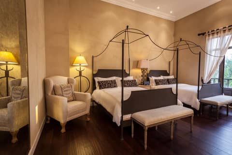 Bastión Luxury Hotel — photo 2