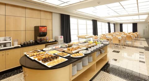 Hotel Alif Avenidas — photo 3