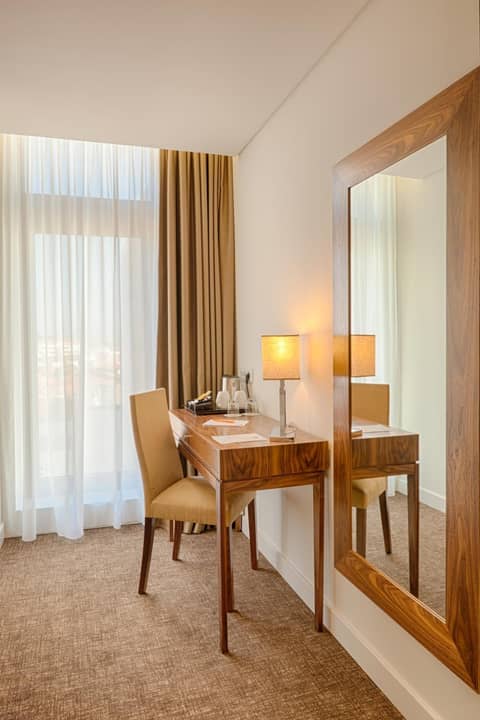 Hotel Porto Downtown — hotel room