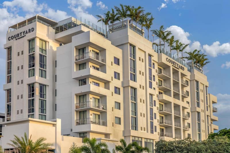 Courtyard by Marriott Fort Lauderdale Downtown — building