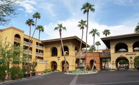 Hilton Phoenix Tapatio Cliffs Resort — photo 9