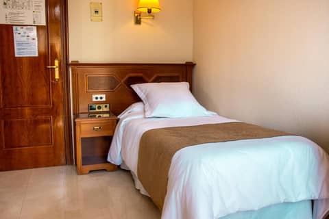 Hotel Reina Cristina — photo 5