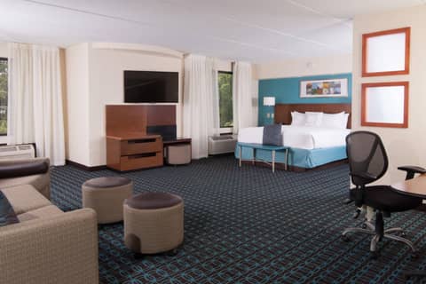 Fairfield Inn and Suites Atlanta Airport South/Sullivan Road — photo 7