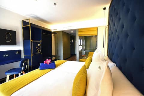 URBANSEA Bex — hotel room