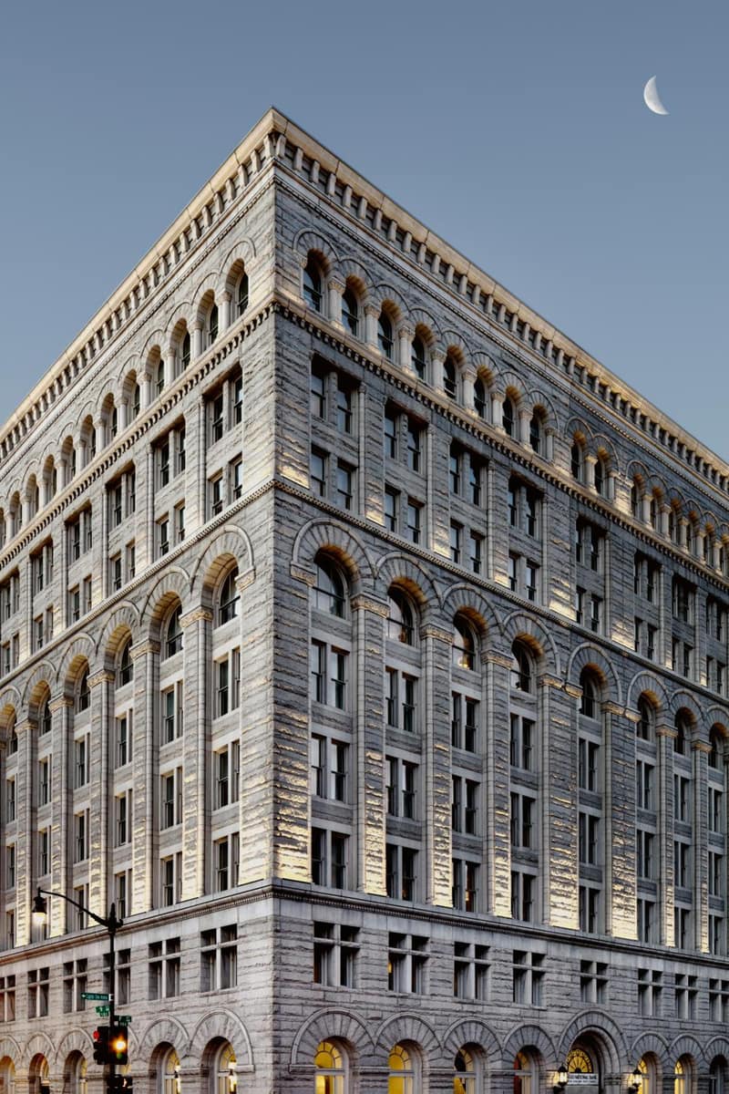 Riggs Washington DC — building