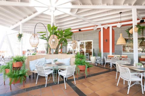 HD Parque Cristobal Gran Canaria — dining