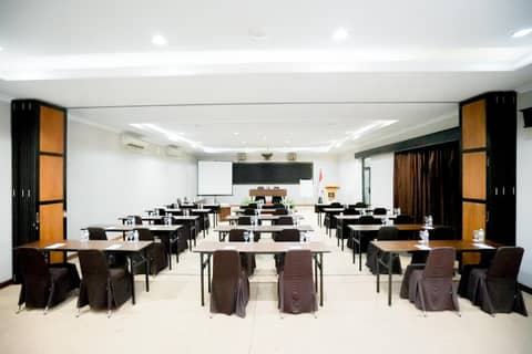 Cakra Kusuma Hotel — photo 4