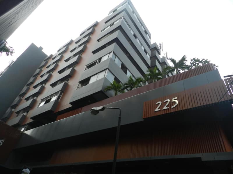 Nanatai Suites — building