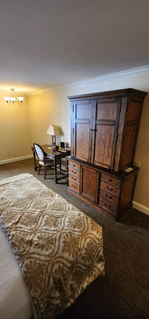 Chelsea Inn — photo 2