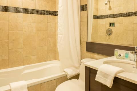 Le Chabrol Hotel & Suites — photo 2