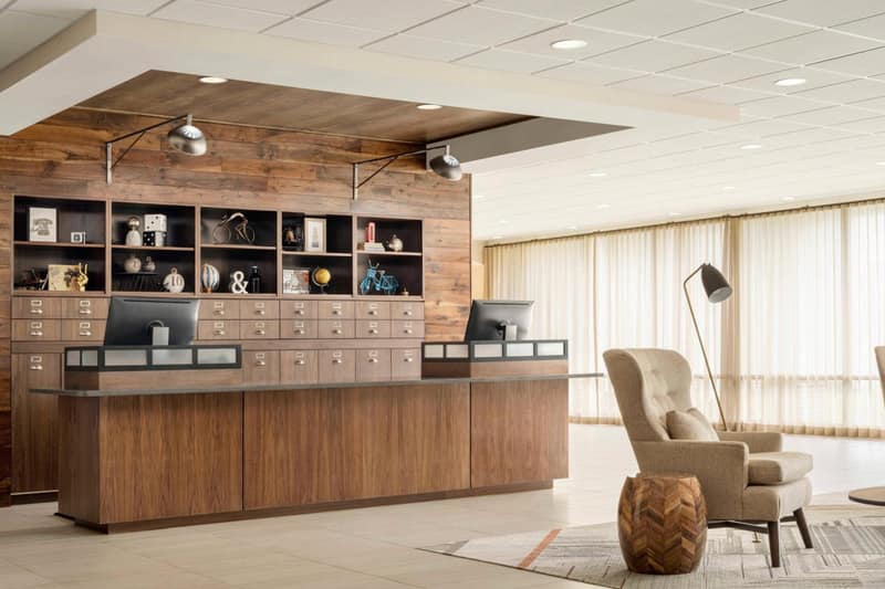 Four Points by Sheraton Myrtle Beach — recepcion & lobby