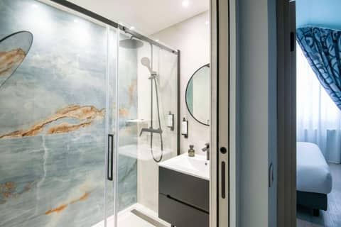 Best Western Alba — bathroom