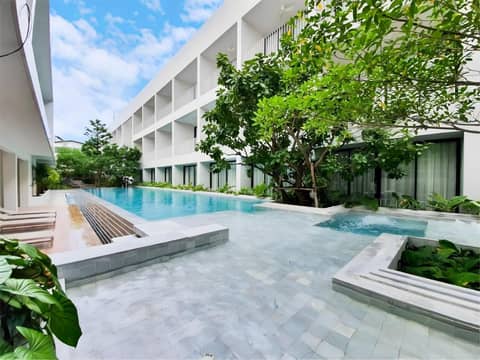 CHERN Bangkok — recepcion & lobby