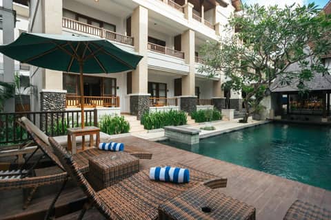 Fourteen Roses Beach Hotel — photo 4