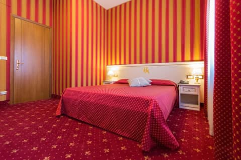 Classic Double or Twin Room — the supplier's photographs — photo 1