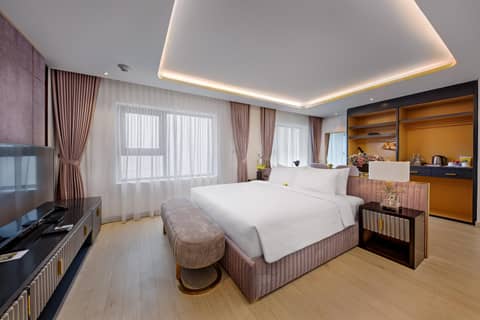 Wyndham Danang Golden Bay - Free Shuttle Bus to Beach — photo 4