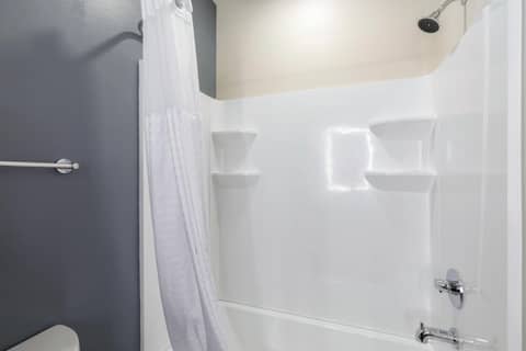 Extended Stay America Premier Suites - Tampa - Fairgrounds - Casino — photo 5