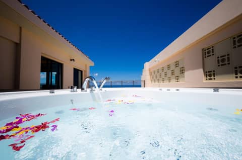 Kafuu Resort Fuchaku Condo Hotel — photo 9
