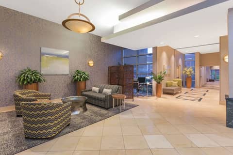 Wyndham Garden Buffalo Downtown — photo 4
