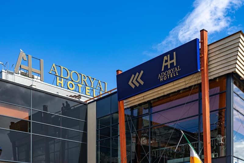 Adoryal Hotell — building