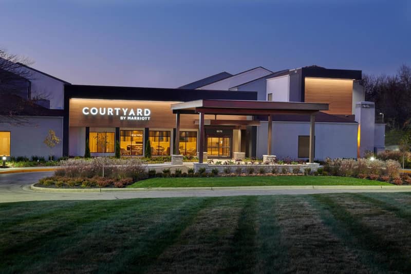 Courtyard by Marriott Indianapolis Castleton — building