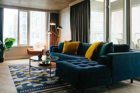 Delta Hotels by Marriott Vancouver Downtown Suites - Downtown Vancouver — photo 6