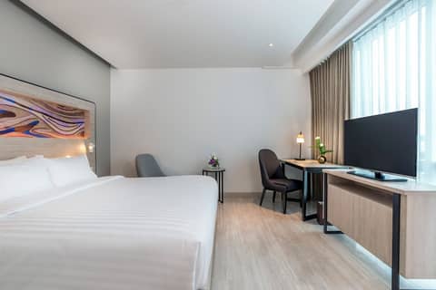 Novotel Phuket City Phokeethra Hotel — photo 2