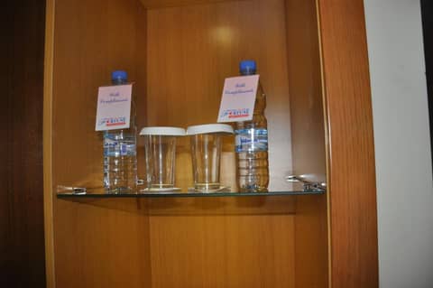 Fortune Plaza Hotel Dubai Airport — hotel reception