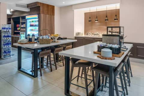 Hilton Garden Inn Sarasota-Bradenton Airport — photo 9