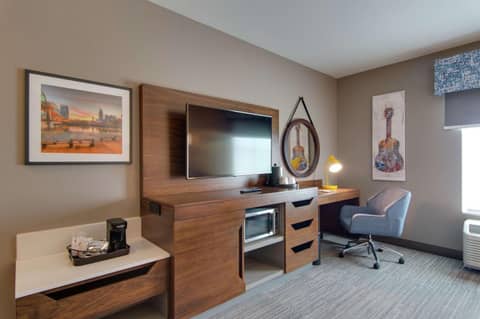 Hampton Inn & Suites by Hilton Nashville North Skyline — photo 3