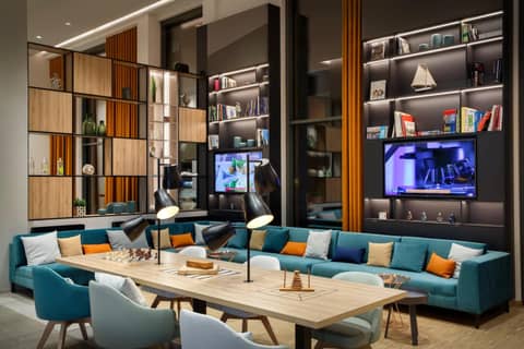 Holiday Inn - Hamburg - HafenCity by IHG — photo 4