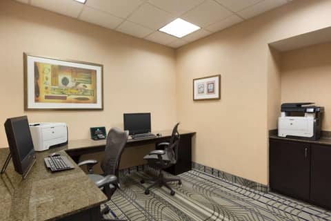 Embassy Suites by Hilton Atlanta at Centennial Olympic Park — photo 2